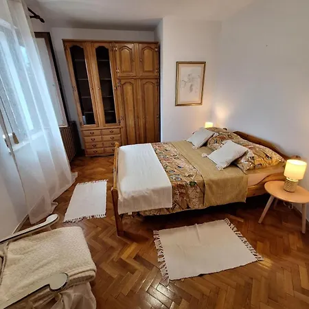 Tara Apartment