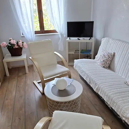 Tara Apartment